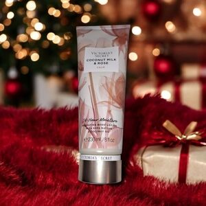 Victoria's Secret Coconut Milk & Rose Body Lotion New